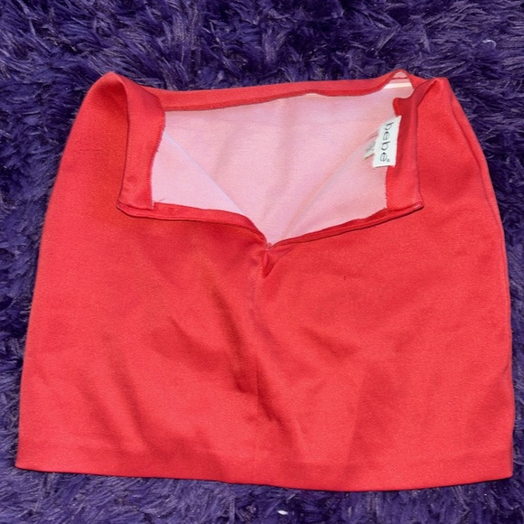 Vintage Bebe skirt! In perfect condition ❤️ size 2P will fit a 24/25 best! - Picture 4 of 5